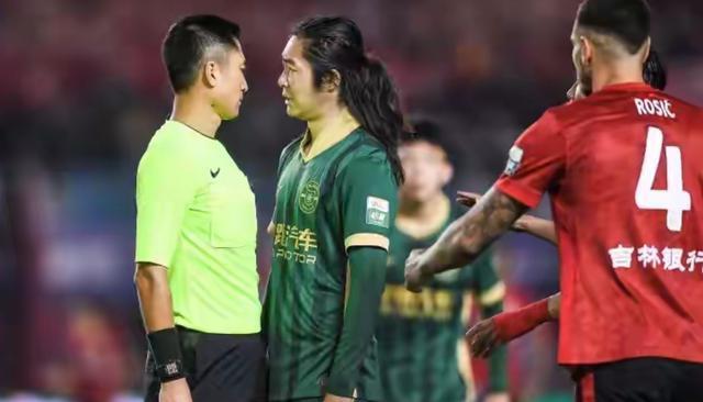 src, 马宁再次成, 罚下