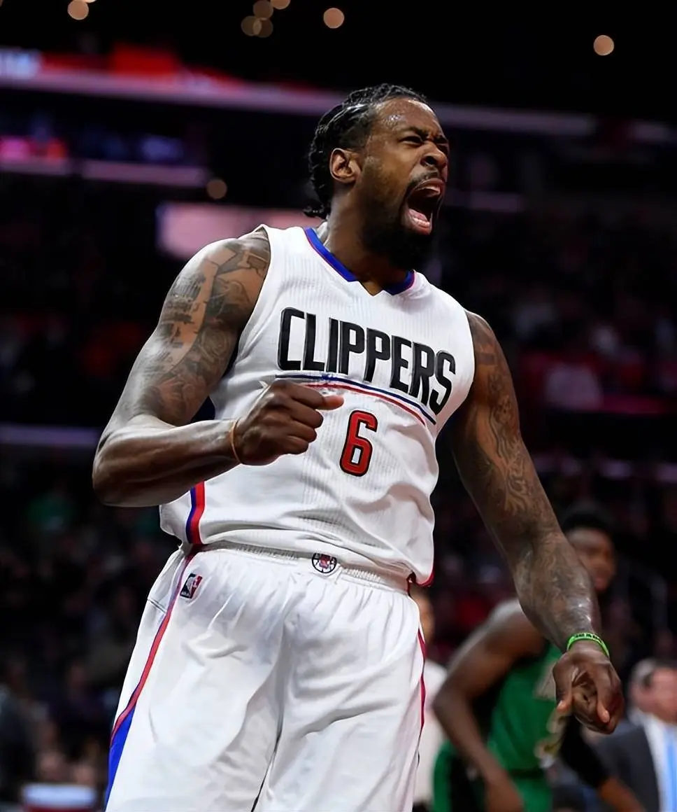 tenan, 篮板表现不, 他已经年满