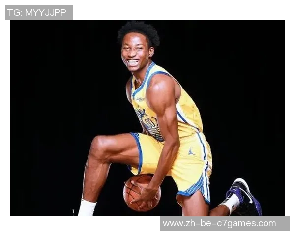 双核缺席让库明加波杰暴露无遗!前者球商仍不够用,后者差点意思